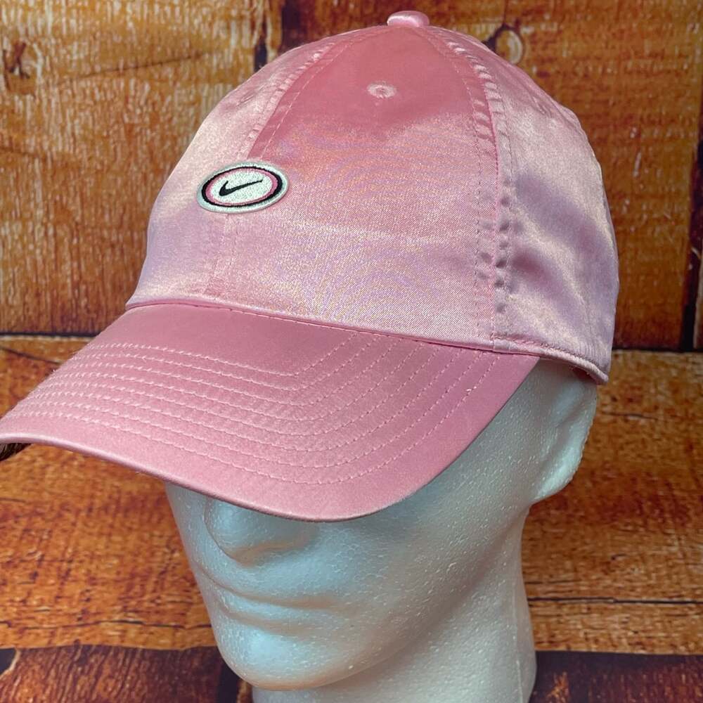 Nike Heritage86 Women's Pink Satin Floral Adjustable Cap Hat One Size